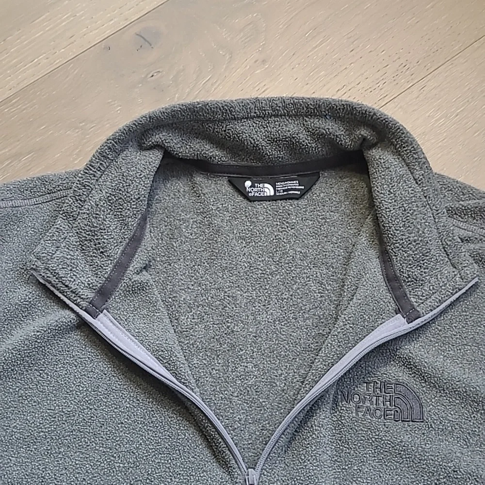 The North Face Sweatshirt Men's sz L Grey Fleece 1/4 Zip Pull Over Sweatshirt